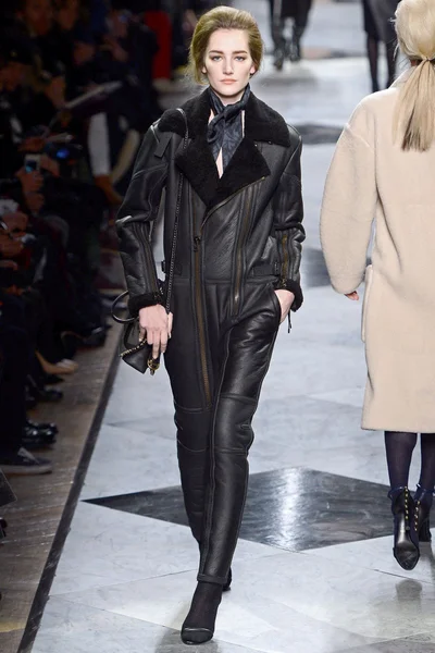 Look 36